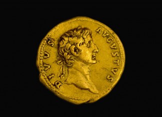 Une pièce d'or vieille de 2000 ans, à l'effigie d'un empereur romain