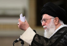 L’ayatollah Khamenei pose ses conditions aux Européens pour rester dans l’accord sur le nucléaire