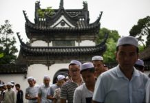 Chine: les mosquées appelées à hisser le drapeau national