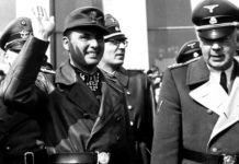 En Estonie, une plaque à la mémoire d’un ancien… officier SS