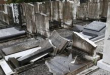 Plus de 30 pierres tombales vandalisées au cimetière juif de Manchester