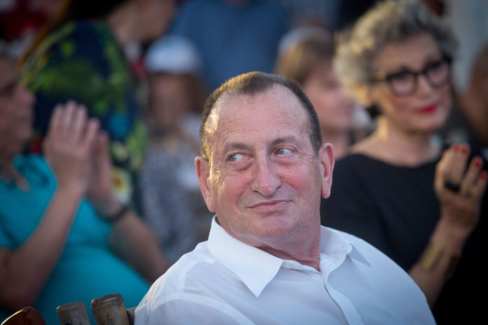 RON HULDAI