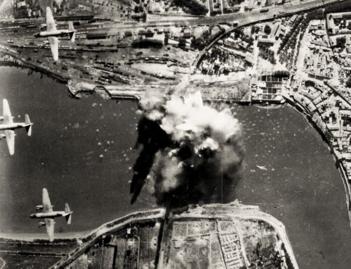 1944-bombardement-arles-trinquetaille (1)