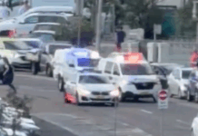 Attentat contre des Juifs en Australie : au moins 9 morts lors des célébrations de ‘Hanoucca près de la plage à Sydney