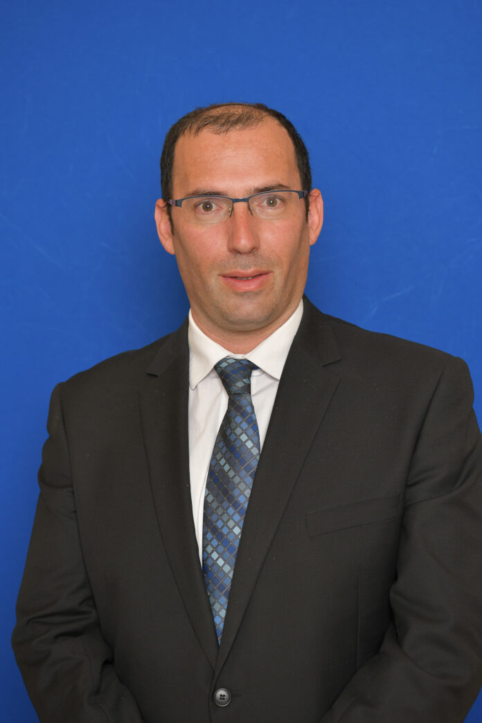 Simcha_Rothman_(SHL_8150)