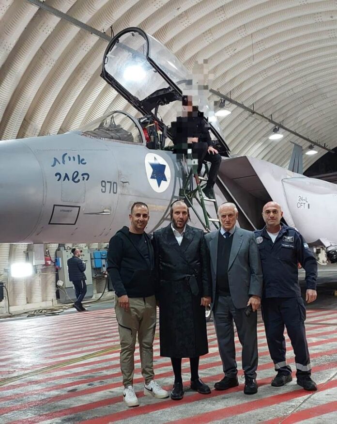 e0f9298d-54bd-4002-bd2f-c0f026753042