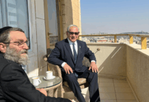 Une conversation explosive : les députés orthodoxes furieux contre Netanyahou