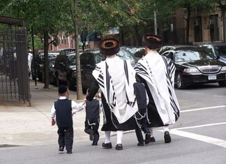 Agression antisémite à New York: la réaction de Mamdani