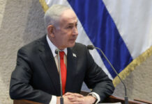 Affrontement virulent en séance plénière de la Knesset : Netanyahou appelle à rétablir l’équilibre entre les pouvoirs, Lapid l’accuse de « démantèlement de l’État »