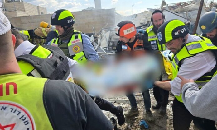 1737232d-e808-401d-a913-43eba2878f16_tumb_800X480