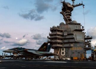 Malgré les informations contraires, les États-Unis se préparent à élargir la guerre contre l’Iran