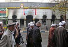 Comment le régime iranien s’assure que les civils supportent la guerre