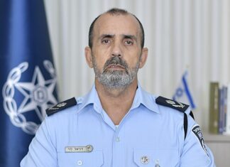 Le chef de la police capitule-t-il ?