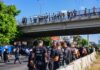 Une violence cruelle de la police lors de la manifestation contre la conscription
