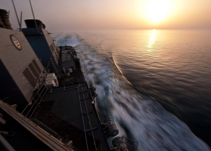 Flickr_-_Official_U.S._Navy_Imagery_-_USS_Porter_transits_the_Strait_of_Hormuz