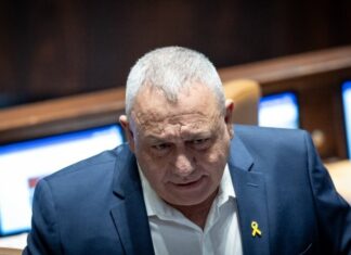 Coup dur pour Bennett : Eisenkot le dépasse sur tous les indicateurs