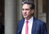 Le nouveau ministre britannique des Affaires étrangères a de la famille en Judée-Samarie et dans les hassidismes de Gour et Aleksander