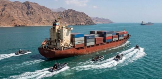 L’Iran sur le point de prendre le contrôle du détroit d’Ormuz main dans la main avec Oman