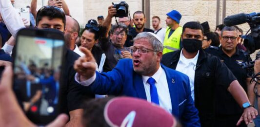 Tempête à droite suite à la décision des juges de la Cour suprême : « Il y a des juges à Al-Qods »